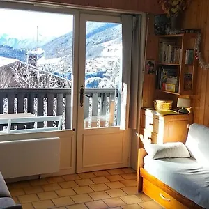 Belle Vue Sur Les Montagnes Appartement